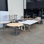(NS materiaal) Partij divers kantoormeubilair