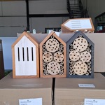 Ca. 65x Insectenhotels & Vlinderhuizen, Kowloon / Flyga