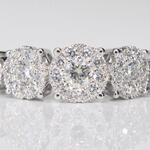 Witgouden rijring met 5 natuurlijke diamanten entourages 1.00 carat
