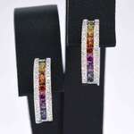 Witgouden oorbellen met multi colour saffieren en diamanten