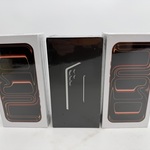 3x Smartphone