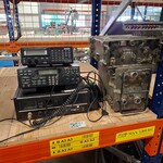 5x Zendapparatuur en diversen, O.a. Comtel