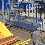 Metalen parkbank