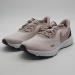 5x Paar schoenen, Nike, O.a. WMNS REVOLUTION 5