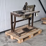 Naaimachine op onderstel, Pfaff