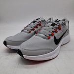 5x Paar schoenen, Nike, O.a. RUNALLDAY 2