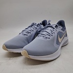 5x Paar schoenen, Nike, O.a. WMNS REVOLUTION 5
