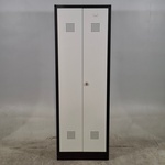 8x Lockerkast