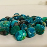 Ca. 500 gram Chrysocolla trommelstenen