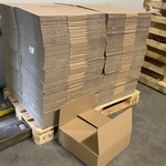 Ca. 200x Verzenddozen 39x39x14cm dubbelgolf, bruin