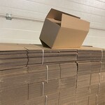 Ca. 320x Verzenddozen 42x17x17cm, bruin