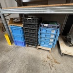 Partij magazijnbakken