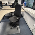 2x Hoekbureau met bureaustoel, Ahrend, Mehes, Eiken/zwart