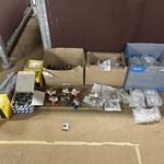 Partij installatiemateriaal w.o. plug, W.o. Radiall
