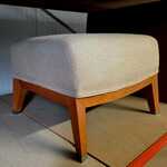 Voetenbank, Giorgetti, Massimo scolari, Beige