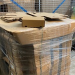 Ca. 1000x Stansdozen 168x139x56mm, Bruin