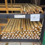 Partij ronde tuinpalen