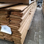 Ca. 73x Vuren geïmpregneerde rabatdelen lengte 450 cm, Scandinavisch V