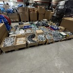 8x pallets met pijpbeugels