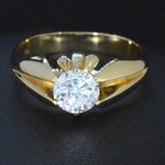 Gouden ring met een diamant