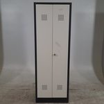 8x Lockerkast