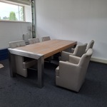 Eetkamertafel met 6x verrijdbare fauteuil