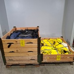 Partij lederen kleding