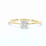 Gouden ring solitair met natuurlijke briljant geslepen diamanten