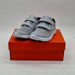 6x Paar schoenen, Nike, O.a.  Quest 3 CD0230-004