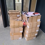 Diverse dozen met schriften