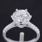 Witgouden ring met een diamant van 3.00 carat