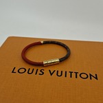 Daily Confidential Bracelet, Louis Vuitton, Armband, Bruin, Goud, Rood