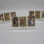 3x Metalen Charizard kaarten in luxe acryl display