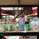 Partij zomerartikelen w.o. ijs cubes, handdoekclips