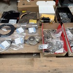 40x Racefiets onderdelen w.o. kettingbladen, tandkransen W.o. Miche, S