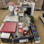 30x Kerstartikelen w.o. kerstpoppen, kerstboom, lantaarn, kransen