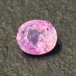 Saffier – 0.65 carat natuurlijke roze saffier
