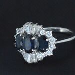 Gouden ring met diamanten en saffieren
