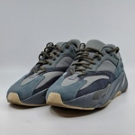 Paar schoenen, maat 43 1/3, Adidas, Yeezy 700 FW2499