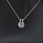Solitaire hanger met een natuurlijke briljant geslepen diamant, excl.