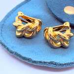 Christian Dior goldplated ”knot” oorbellen