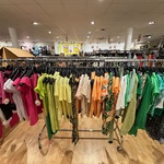 Ca. 334x Shirts, rokjes en bloesjes, Blue Seven, Only, Cars Jeans, maa