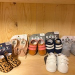 Ca. 77x Paar babyschoenen – Mixpartij