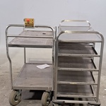 2x Serveerwagen, O.a. Caterdrive