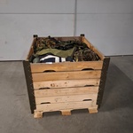 Partij camouflage kleding en uitrusting artikelen, Woodland / KPU / KL