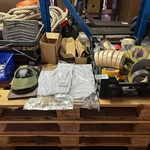 Partij bouwmarktartikelen w.o. werkkleding, diverse soorten tape, W.o.