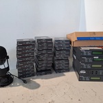 Partij Diverse professionele AV apparatuur, Extron, Logitech
