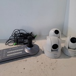 IP-besturingspaneel, SONY, RM-IP10, met 3x PTZ camera, SONY SRG-300SE