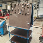 Kar met gereedschap