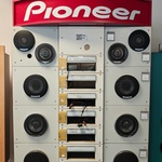 Presentatiekast met autoradio’s, Pioneer